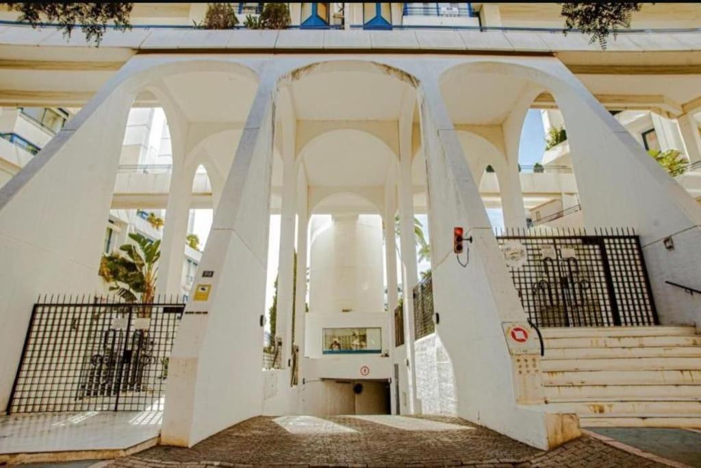 Beachside In Center Of Apartamento Marbella